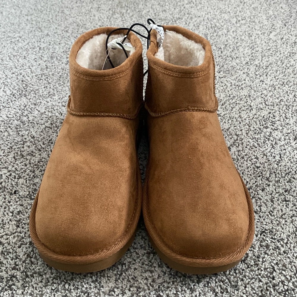 Arizona Jeans Co. Brown Boots Size 9